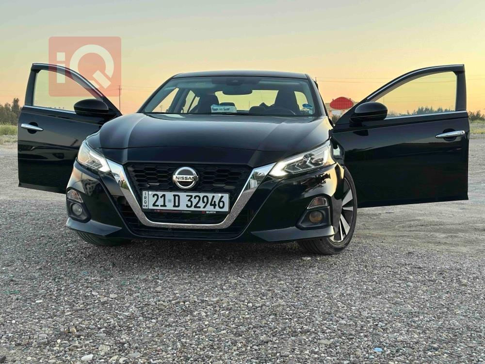 Nissan Altima